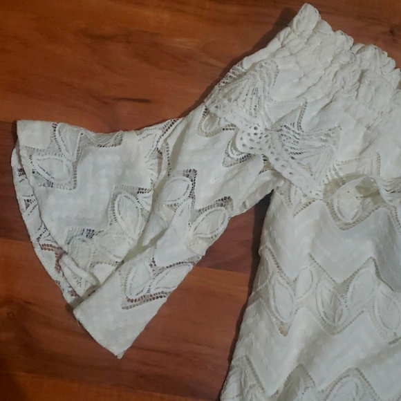 Violet Weekend - Picture 3 of 4